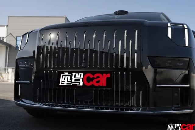 009 CAR REVIEWS米乐m6情绪价值拉满——试驾极氪